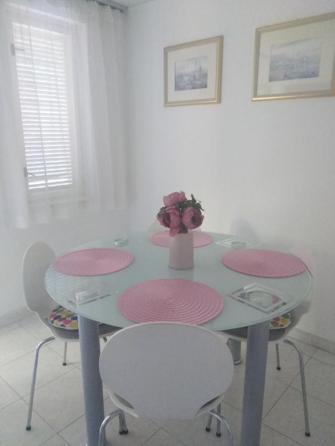 Apartment Marija أوماغ المظهر الخارجي الصورة